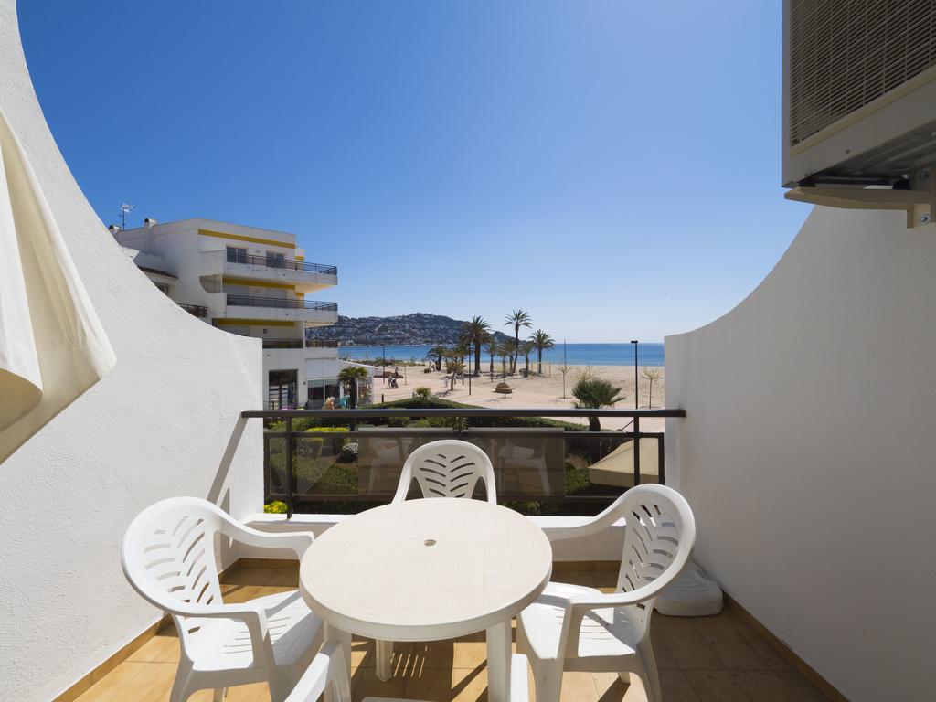 Inmosantos Oasis B5 Apartment Roses Ngoại thất bức ảnh